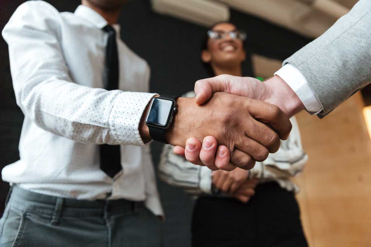 The Top Benefits of Joining Professional Associations Early in Your Career